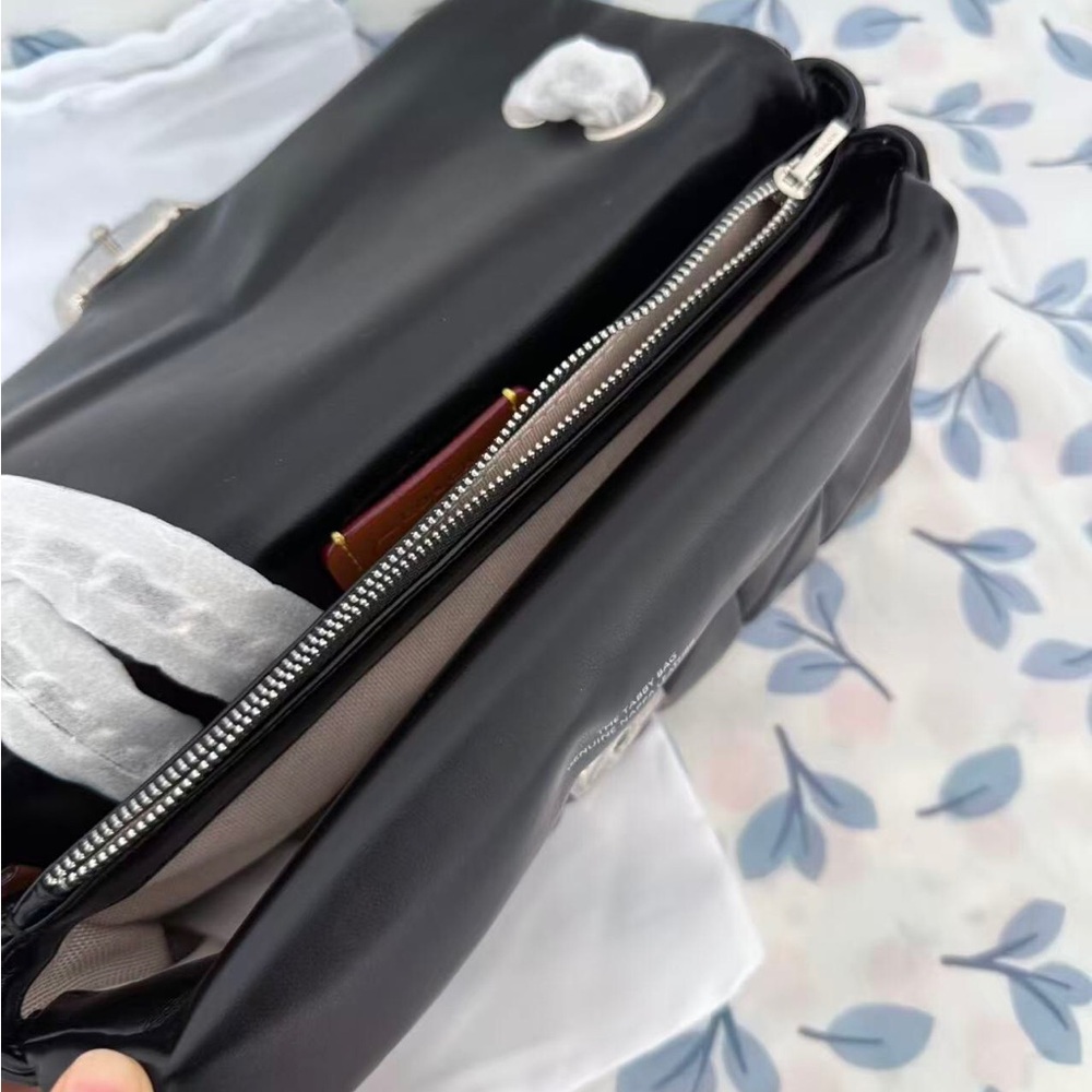 Coach Tabby 26  Classic Silver C Buckle Shoulder Bag - Picture 3 of 6